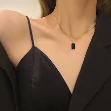Primary (SEO-friendly): Fashion Square Necklace for Women | Korean Style Black Geometric Pendant Collar Chain Jewelry Shorter version: Korean Style Black Square Pendant Necklace for Women